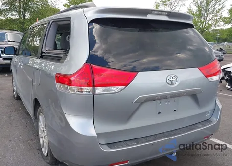 2014 Toyota Sienna Le 7 Passenger from USA, damaged, VIN 5TDJK3DC3ES076885